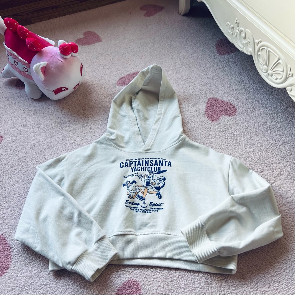 Girls’s White Short Hoodie